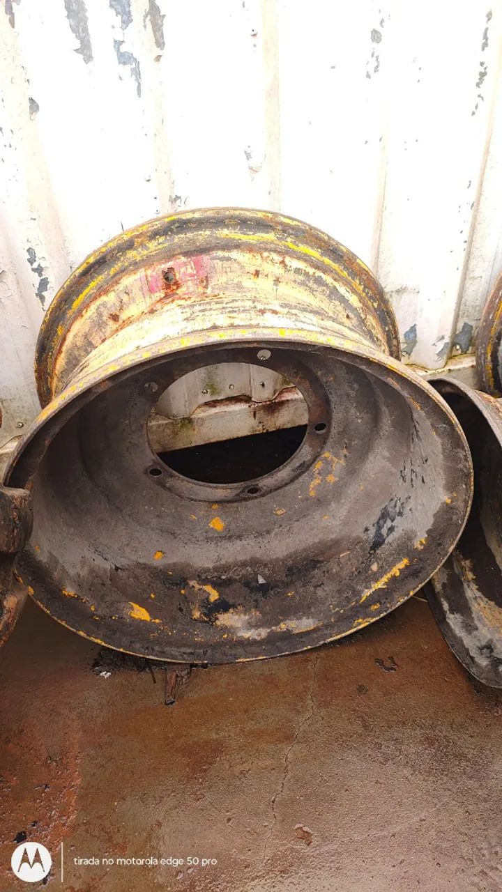 Roda traseira retroescavadeira JCB 3C 17,5X25 p/n 339/41267