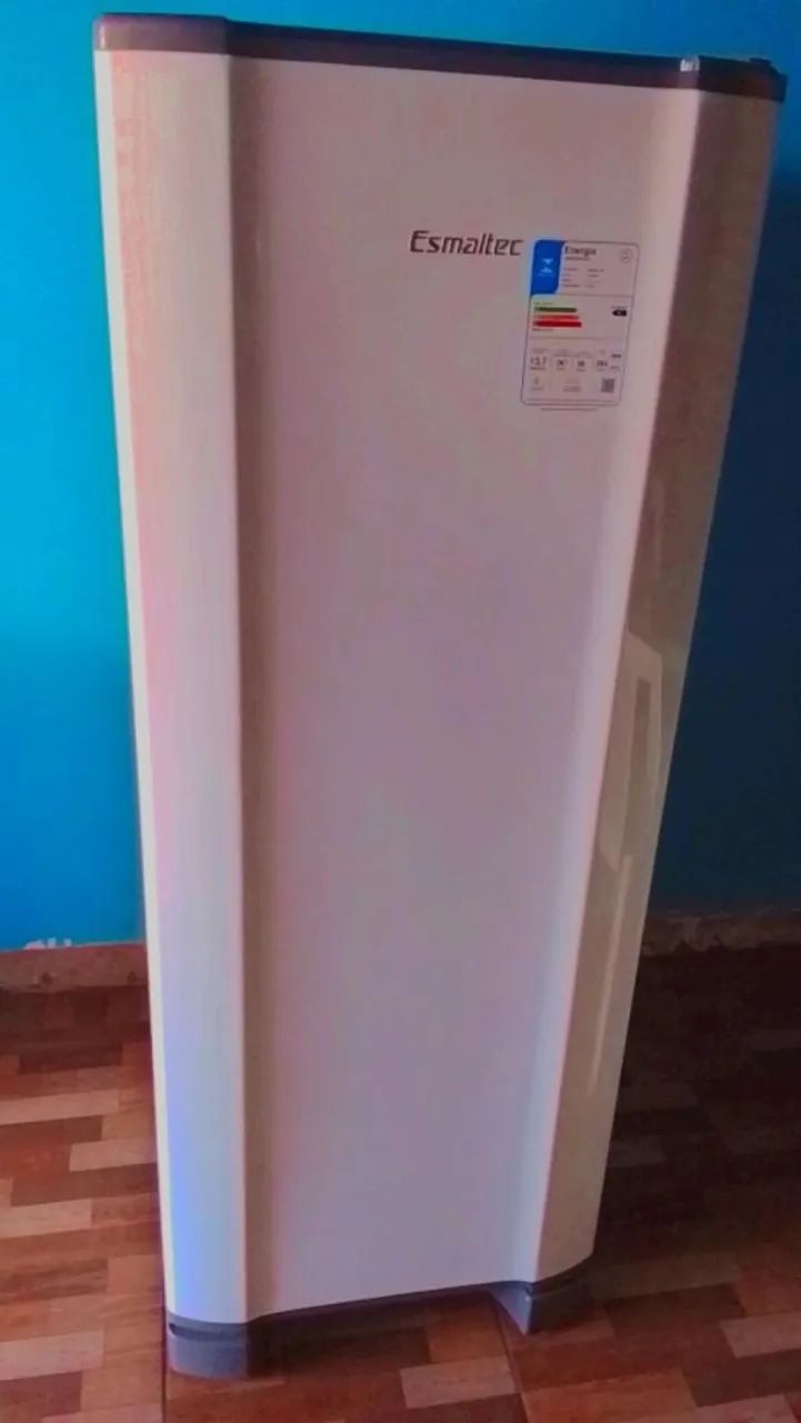 Vendo Geladeira Semi Nova - Foto 3