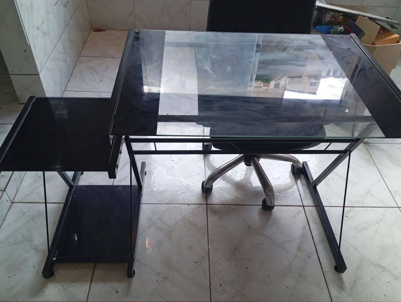 Mesa e cadeira para escritório. - Foto 3