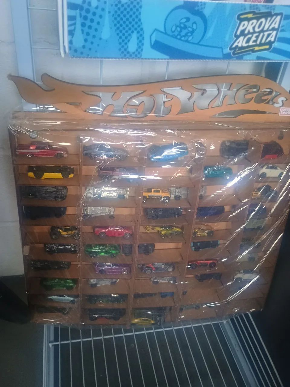 Miniaturas Antigas a venda Hot Wheels R$ 499 cada prateleira  - Foto 2