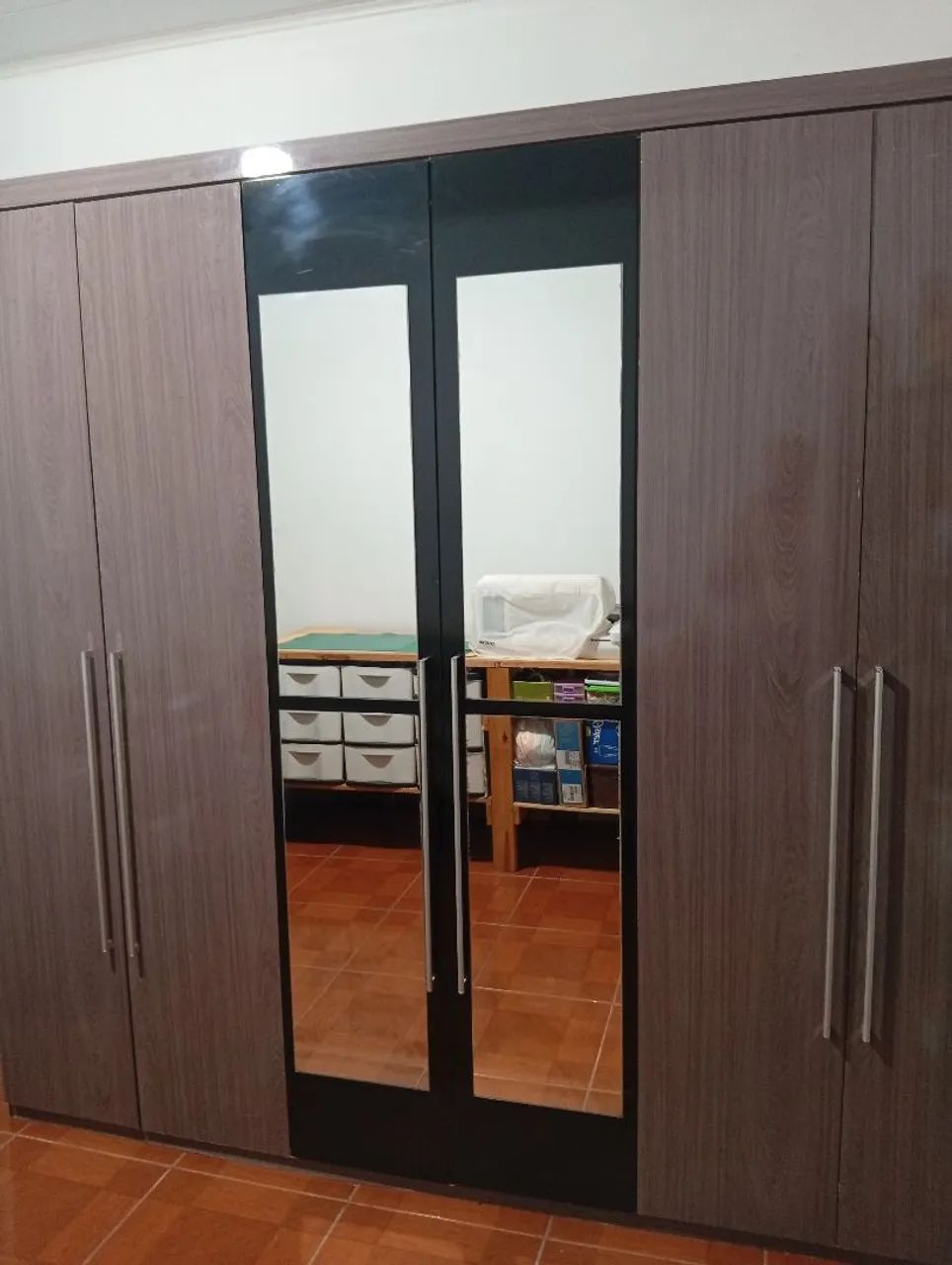 Guarda Roupa 6 portas com Espelho  - Foto 2