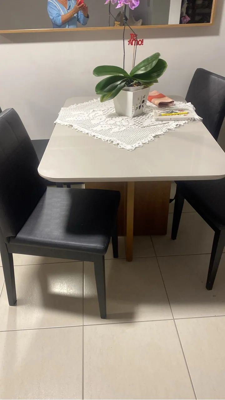 Mesa jantar e seis cadeiras - Foto 2