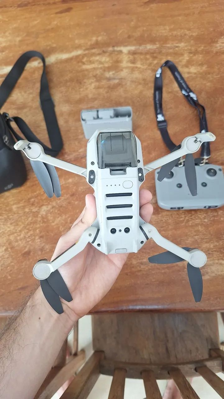Drone Dji mini 2 fly more combo + Lentes Freewell original + Alça controle + Micro SD 32GB - Foto 3