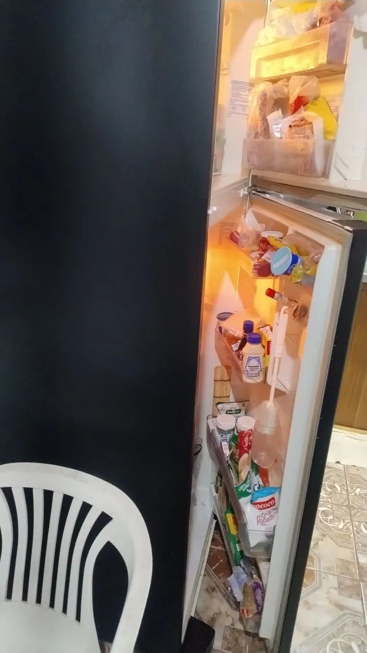 Geladeira DUPLEX  R$1.200,00 - Foto 5