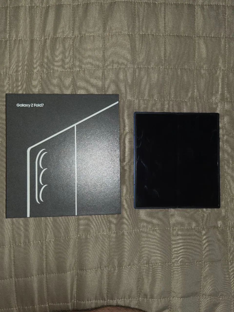 Samsung ZFold7 1TB, 16Ram Azul, Estado de novo  - Foto 4