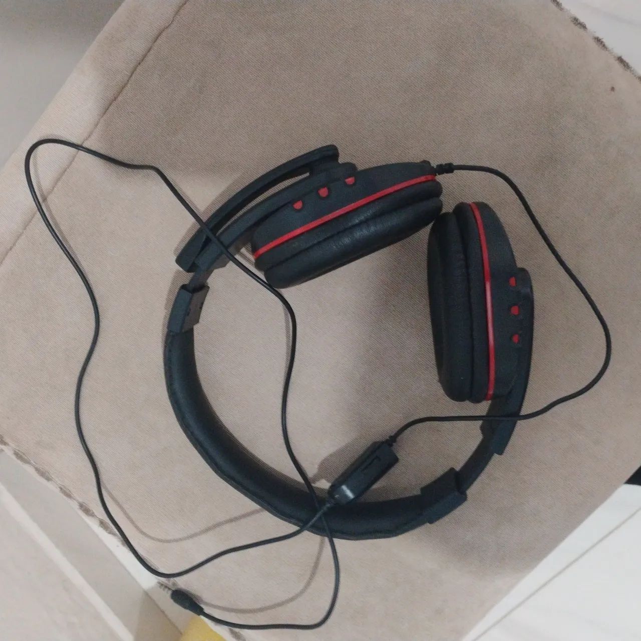 Fone de ouvido gamer 