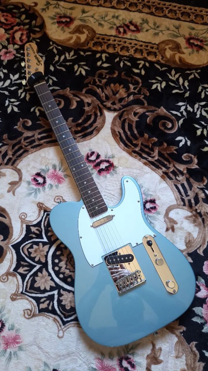 Squier Telecaster Affinity Series - Limited Edition - Ice Blue Metallic - Foto 2