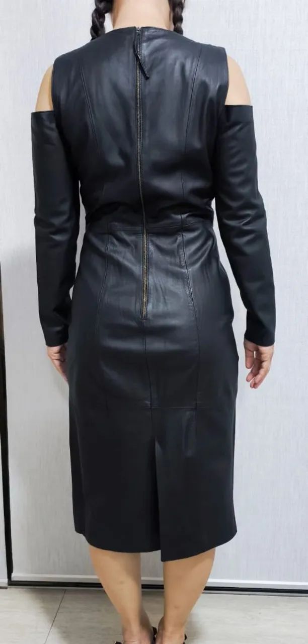 Vestido couro com mangas donimator. - Foto 3