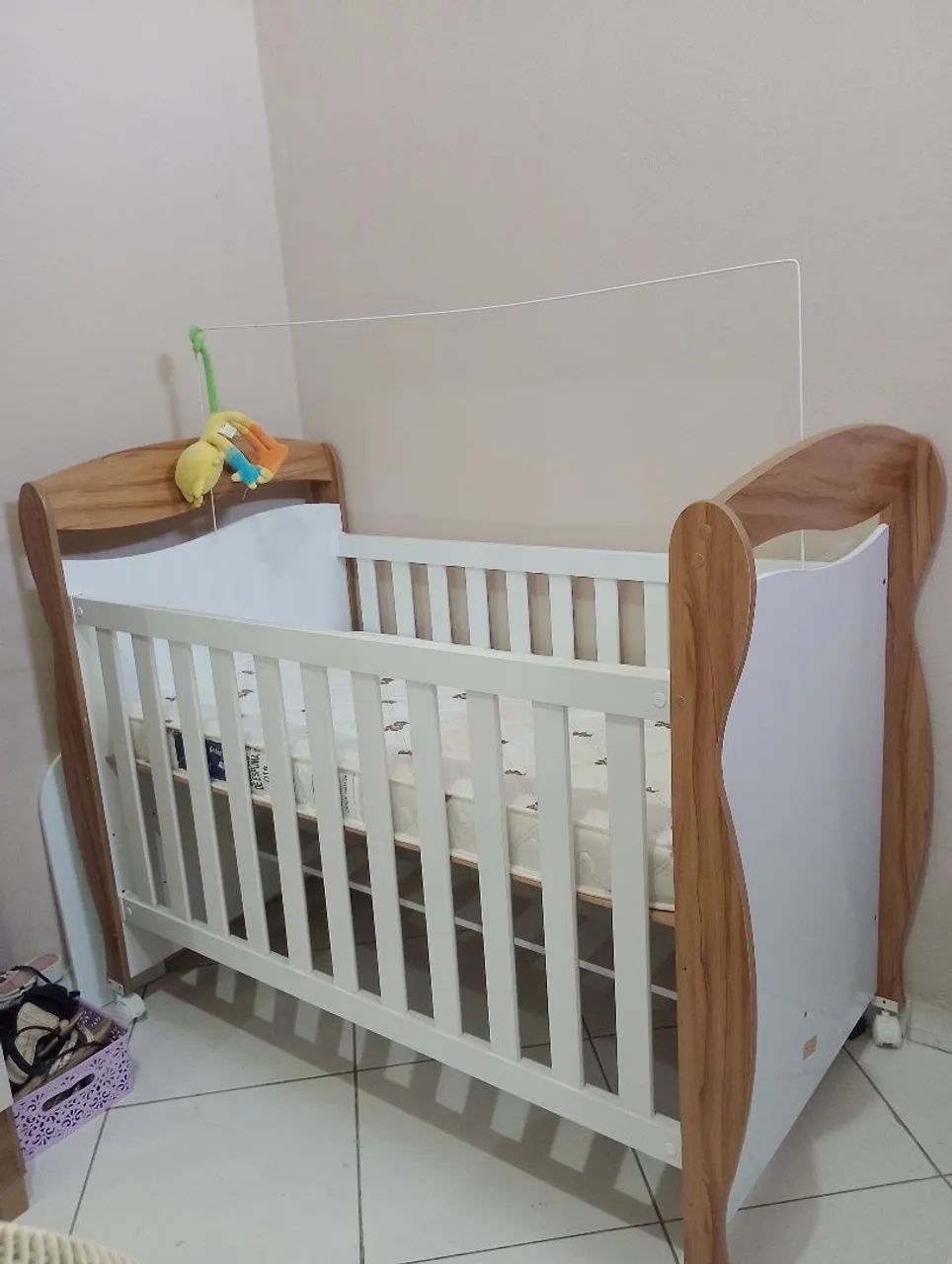 Berço junior americano com rodinhas  - Foto 4