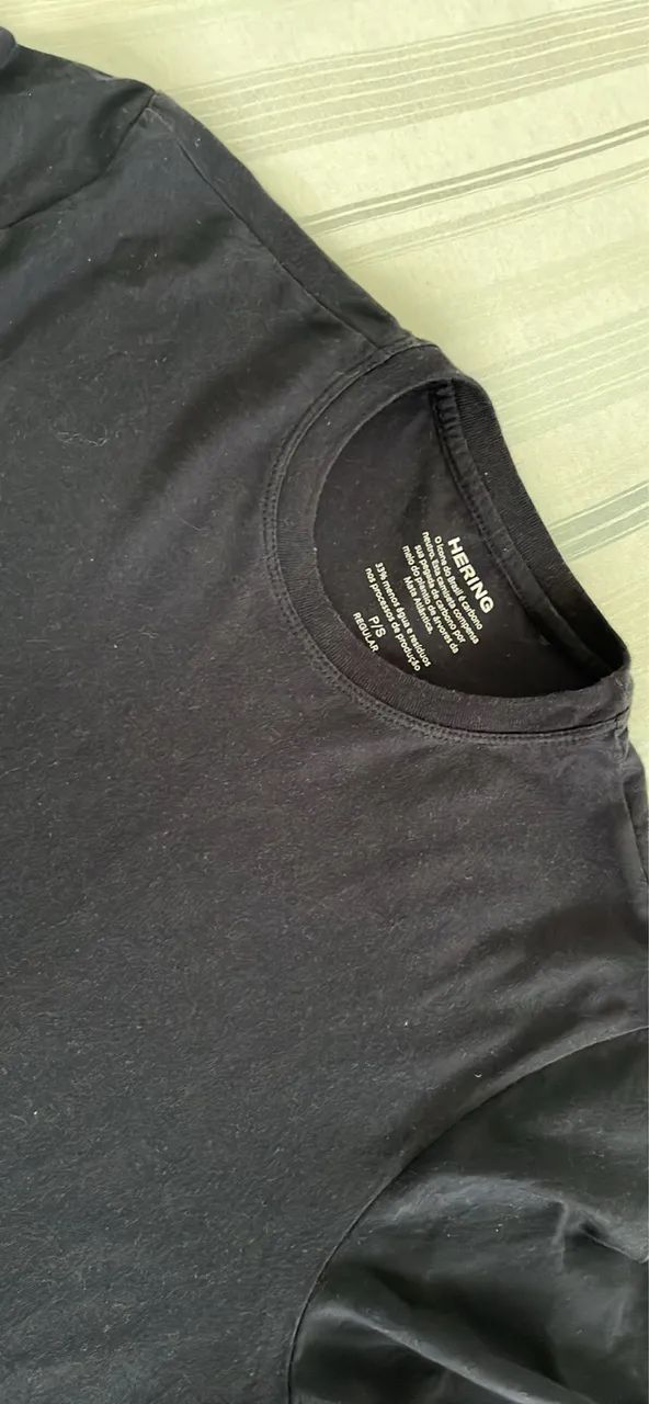 Camiseta Básica Hering Masculina Preta Tamanho P - Foto 2
