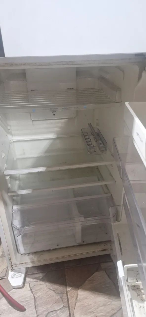 Geladeira com defeito - Foto 4