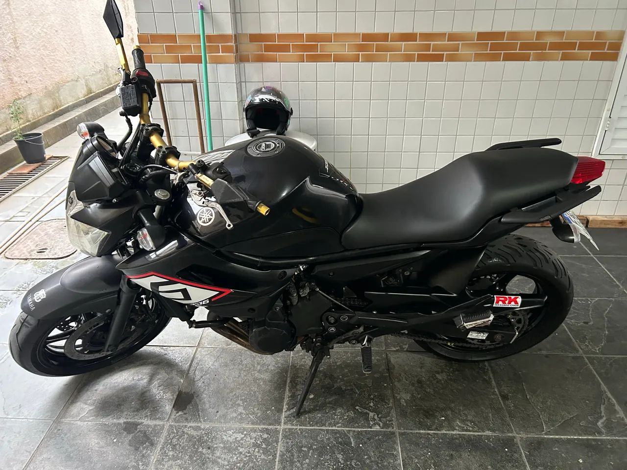 XJ6 N 2015 - Foto 4