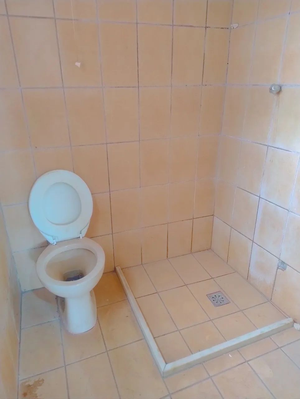 Alugo ou vendo casa em senador camará  - Foto 5