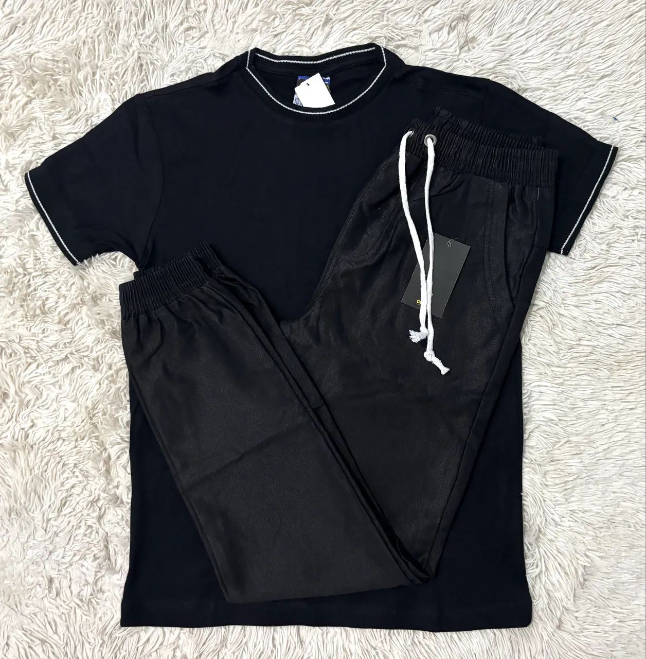 Kit Camisa Punho é Calça Jogger Preta 