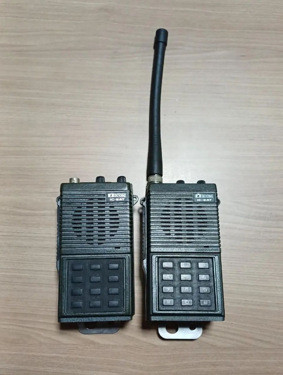 ICOM IC-2AT - Rádio