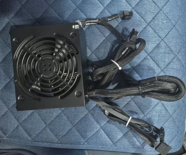 Fonte de alimentação (650w) Corsair - Foto 2