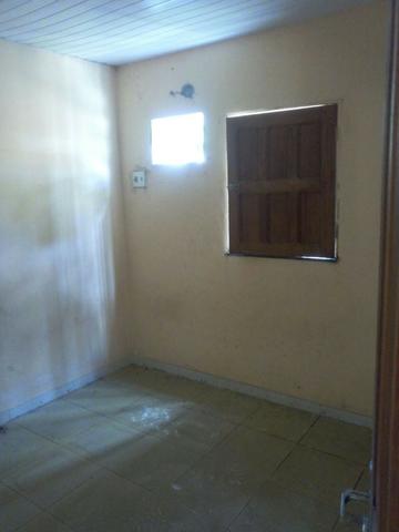 Casa Novo Israel, 2 qtos, quintal - Foto 2