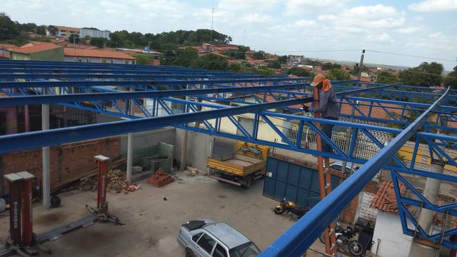 Coberturas Metálicas para Aviários, Postos de Combustível, Barracão e Galpões