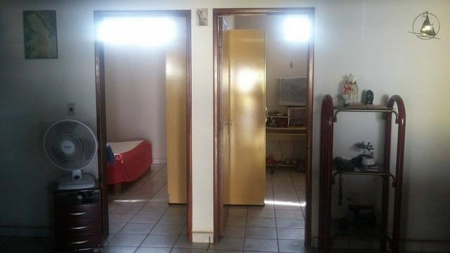 Vende-se casa no Centro de Aparecida de Goiânia - Foto 12