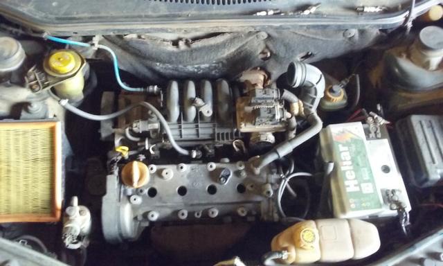 Sucata de Fiat Palio Elx 1.3 16v 2001 - Somente para peças - Foto 5