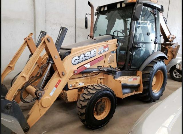 Case 580n 4x4 (parcelo)