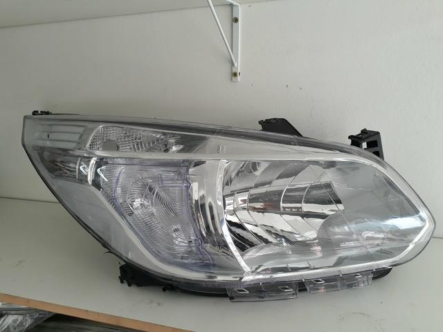 Farol GM Spin 2012/2017 Cromado Novo