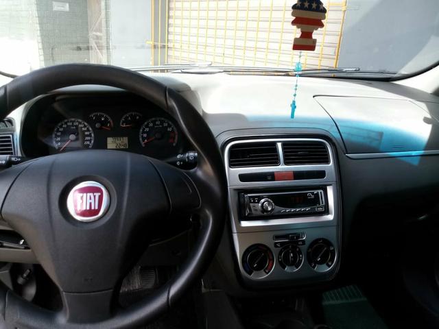Fiat Punto 1.4 Ano 2010 - Foto 7