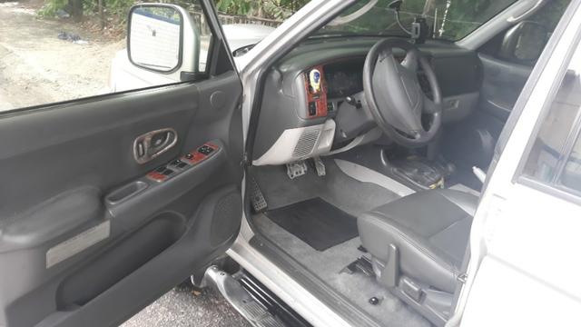 Mitsubishi Pajero Sport Automática ano 2003 - Foto 12
