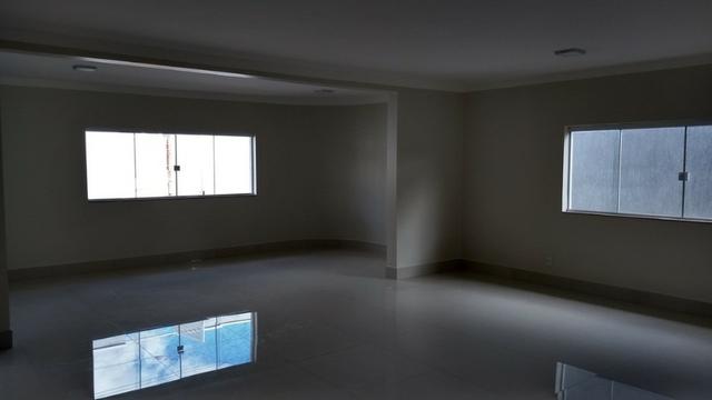 Samuel Pereira oferece: Casa Sobradinho RK 4 Suites Churrasqueira Alto Padrão Reformada - Foto 8