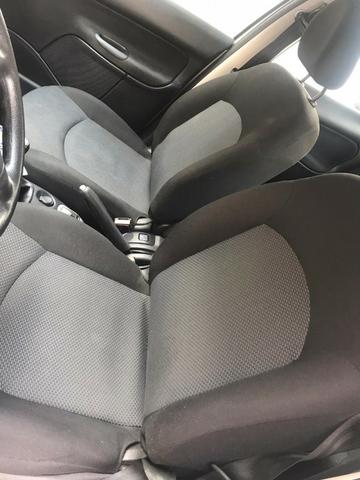 Peugeot 207 XR 12/13 - Completo 46 mil KM - Foto 7