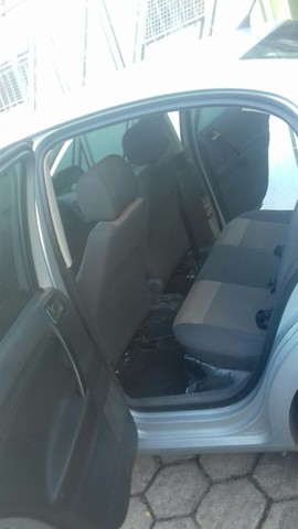 VENDO PÓLO SEDAN