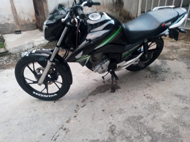 TITAN 160 2017 COM APENAS 36 MIL KM RODADOS  