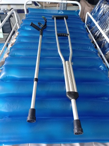 Muletas,cadeira de rodas,camas hospitalar.(promocao) - Foto 3