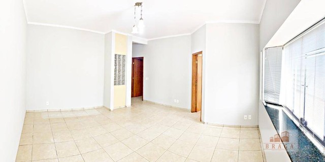 Casa com 4 dormitórios para alugar, 250 m² por R$ 2.750,00/mês - Centro - Navirai/MS - Foto 15