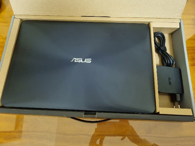 Notebook Asus Intel Core i7 8GB 256SSD Tela LED 15,6" (GeForce 930MX 2GB), usado - Foto 4