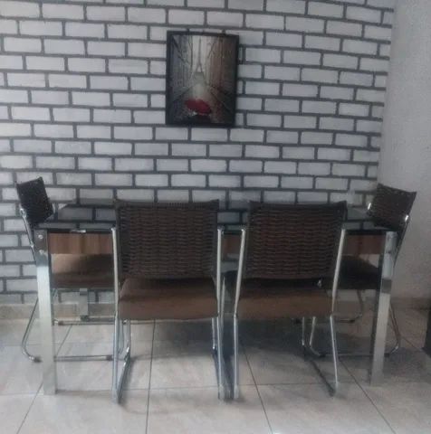 Conjunto Mesa Jantar + 4 Cadeiras Em Madeira Maciça LETÍCIA
