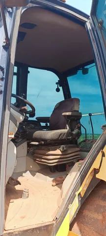 Vendo retroescavadeira Caterpilar 416E 4X4 ano 2015 - Foto 3