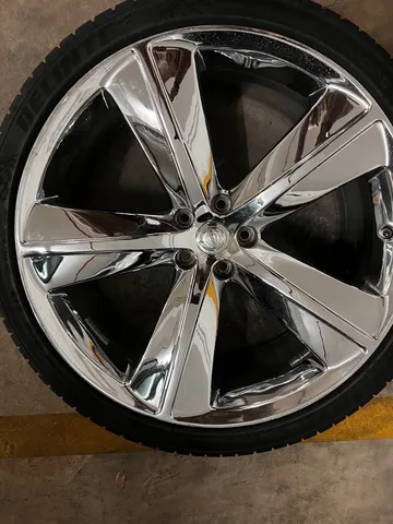 Vendo Rodas de Chrysler Aro22