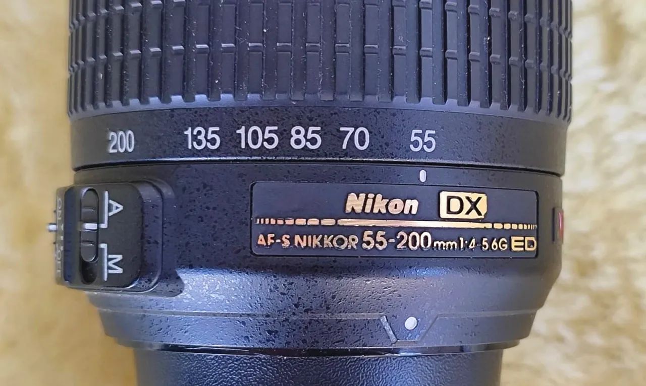 Lente Nikon AF-S Nikkor 55-200mm f/4-5.6G ED DX - Foto 2