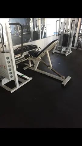 Banco reclinável musculação 