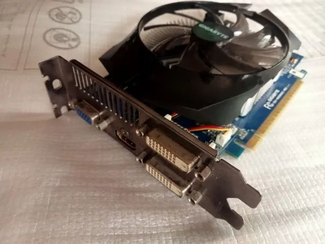 GTX 650 1gb 128bits Gigabyte - Foto 2