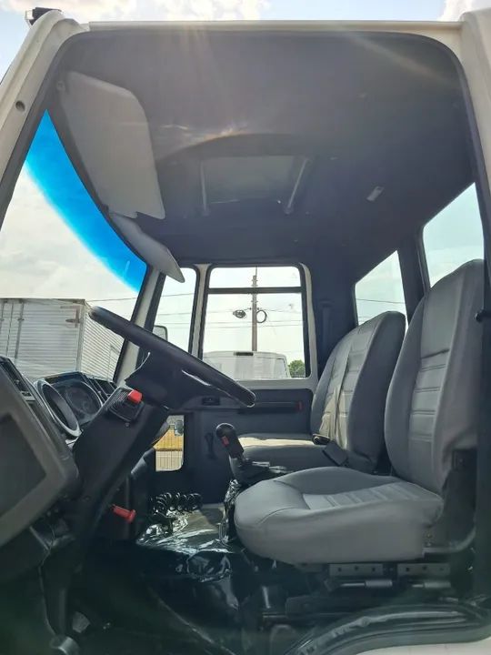 Ford Cargo 1717-E - (2005) || TOCO CHASSIS || 4X2 - Foto 12