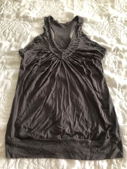 Blusinha cinza 7 reais