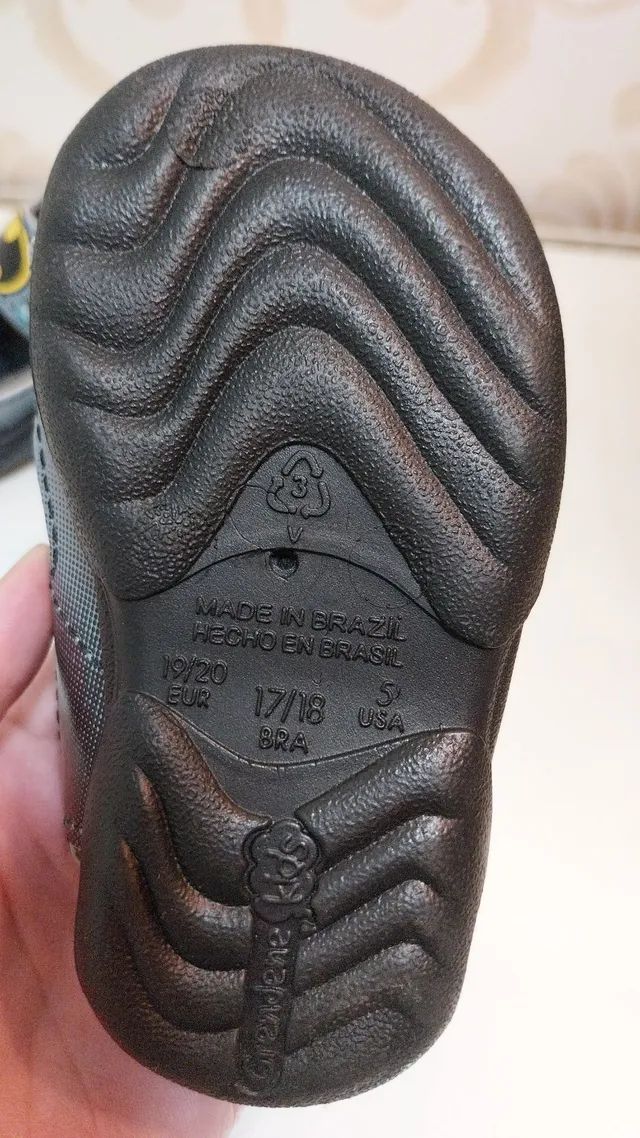 Sandália bebê tamanho 17/18 - Foto 2