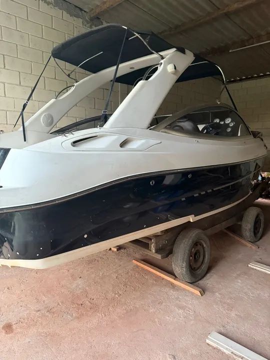 Lancha FS 230 cabinada 2010 - Foto 11