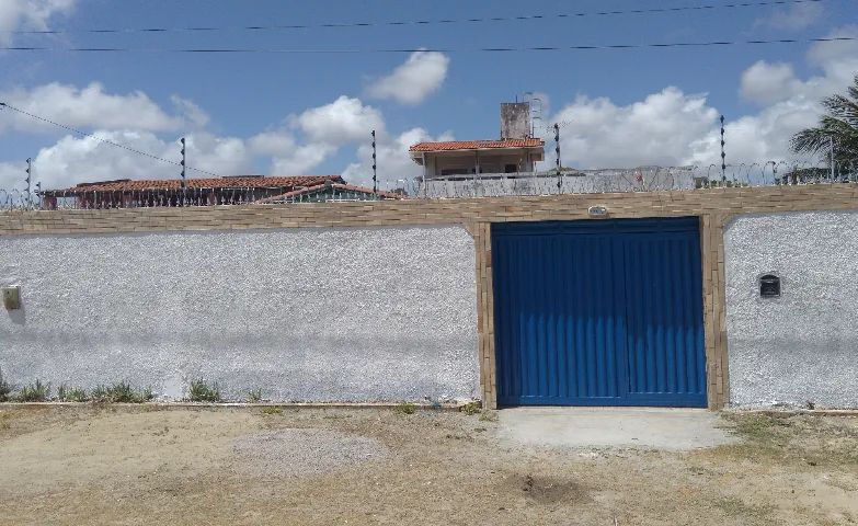 Carnaval nesta casa de cinco quartos com excelente área de lazer e campo de futebol