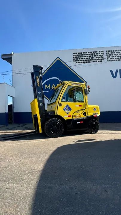 EMPILHADEIRA H90FT CABINADA 4.5T DIESEL PREÇO IMPERDÍVEL