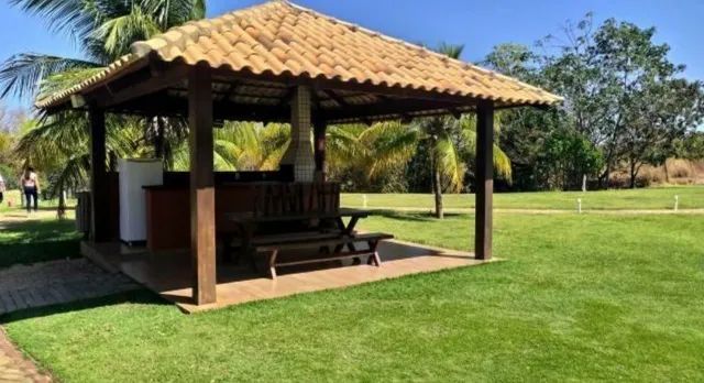 Vende-se lote em condominio fechado com acesso ao lago - Foto 4