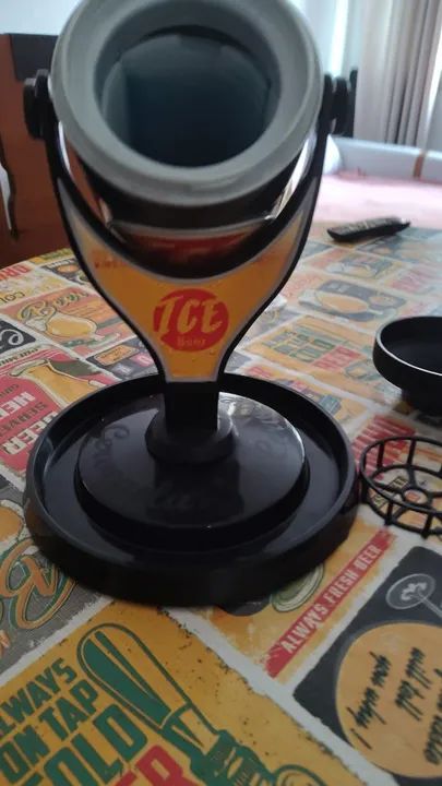 Vendo Balde para bebidas e porta garrafas-latas cooler - aceito oferta - venda urgente - Foto 4