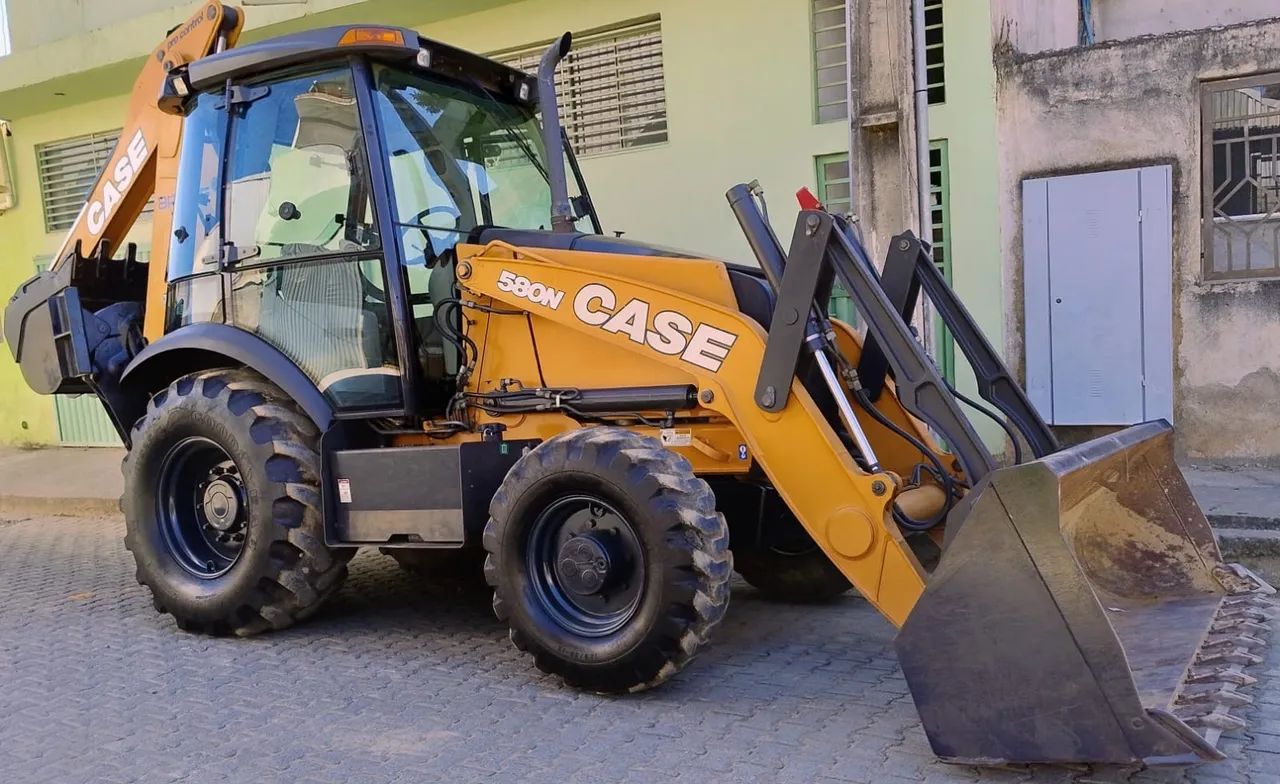 Retroescavadeira case 580 N completa